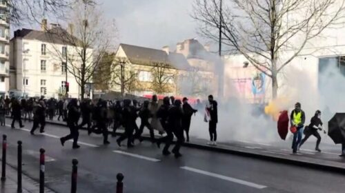 Vazhdon dhuna në protestat kundër reformës së pensioneve në Francë