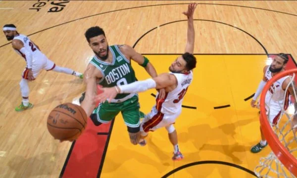 Boston Celtics barazon serinë ndaj Miamit, gjithçka do të vendoset në “G7”