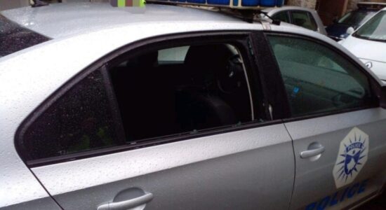 MPB për sulmin e policëve në veri: Kriminelët do të identifikohen dhe do të ballafaqohen me drejtësi