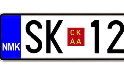 Stiker “NMK” në vend të targave të reja, lehtësohet xhepi i qytetarëve