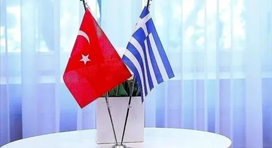 Turqia dhe Greqia ndërmarrin hapa për uljen e tensioneve në Detin Egje