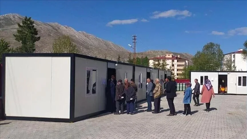 Türkiye, zhvillohet votimi edhe në zonat e goditura nga tërmeti