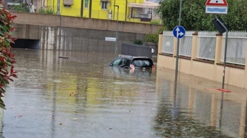 Moti i keq godet Italinë, qindra njerëz të evakuuar, mbyllen disa shkolla