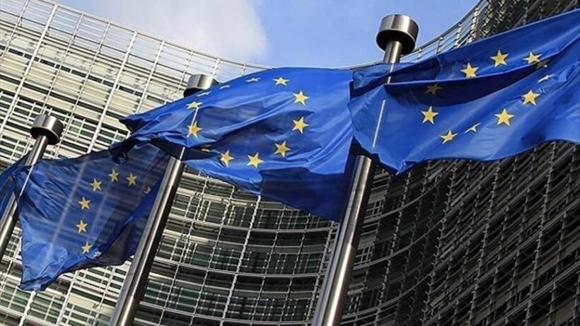 (VIDEO) BE kërkon shpjegim për vendosjen e flamurit evropian në ligjet e korridoreve