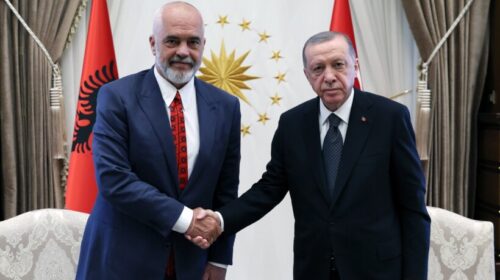 Edi Rama uron presidentin Erdogan për fitoren