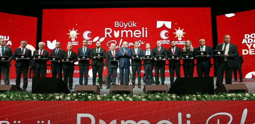 (VIDEO) Stamboll, organizohet “Takimi i madh i Rumelisë”, në prezencë të presidentit Erdogan