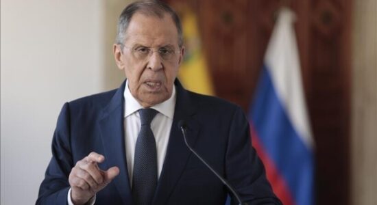 (VIDEO) Diplomacia ruse akuzoi perëndimin se ka tentuar të ndalojë pjesëmarrjen e Llavrovit në samitin e OSBE-së