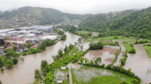 Përmbytje në Kroaci dhe Bosnje-Hercegovinë, dalin nga shtrati disa lumenj