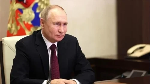 Putin përgëzon luftëtarët e Wagnerit dhe ushtarët rusë për marrjen e qytetit Bakhmut