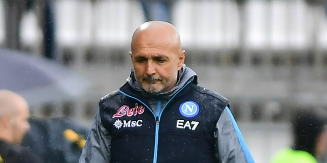 E pabesueshme, Napoli mund të humbase trajnerin Spalletti për tekat e presidentit De Lauretiis