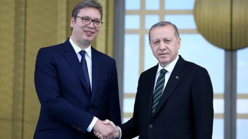 Vuçiq uron presidentin Erdoğan për fitoren në zgjedhje