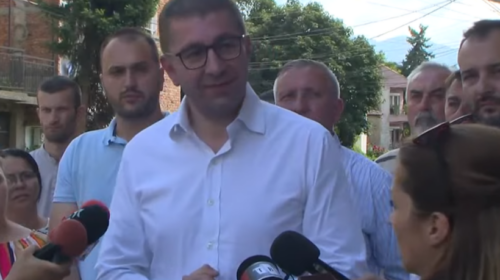 Mickoski: Nëse VMRO hyn në Qeveri pa BDI-në, kryeministri në fund të mandatit nuk do të jetë shqiptar