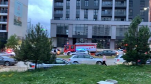 Mediat në Kosovë: Personi i vrarë në Prishtinë ishte i dyshuar për vrasjen e dyfishtë afër Kalasë në Shkup