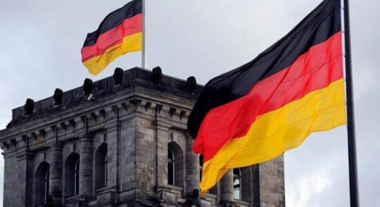 Gjermania urdhëron mbylljen e katër prej pesë konsullatave ruse, reagon Moska
