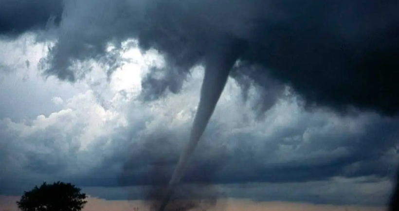 (VIDEO) Tornado shkatërruese në Misisipi të SHBA-së, një i vdekur dhe dhjetëra të plagosur