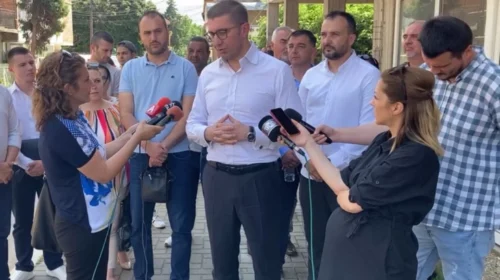 (VIDEO) Mickoski: Ta çlirojmë maqedoninë nga BDI, nuk do të ketë kryeministër shqiptar