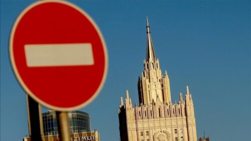 Rusia paralajmëron: Furnizimi i Ukrainës me armë bërthamore çon në kolaps global dhe të pakthyeshëm