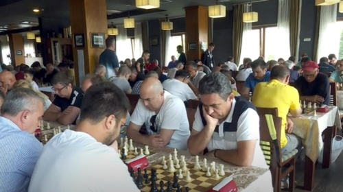 (VIDEO) Organizohet turneu i tretë i shahut “Vizioni M” 2023