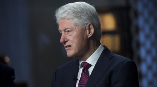 Clinton: Radikalët serbë po e paralizojnë përparimin e rajonit