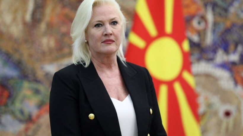 (VIDEO) Ambasadorja amerikane: Mickoski e pranoi “Maqedoninë e Veriut”, ne po vëzhgojmë!