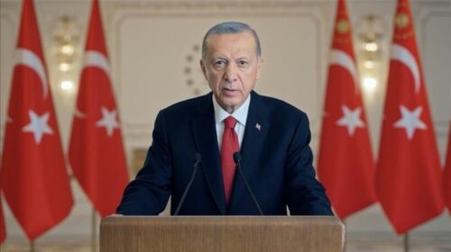 Erdoğan bëri thirrje për unitet kundër përshkallëzimit të islamofobisë në vendet perëndimore