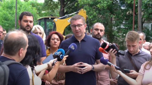 (VIDEO) Mickoski: Ali Ahmeti do ta përfundojë karrierën si kriminel