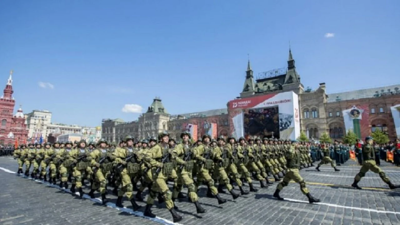 Ukraina: Rusia po përgatit 100,000 trupa për sulm pranë Kharkiv