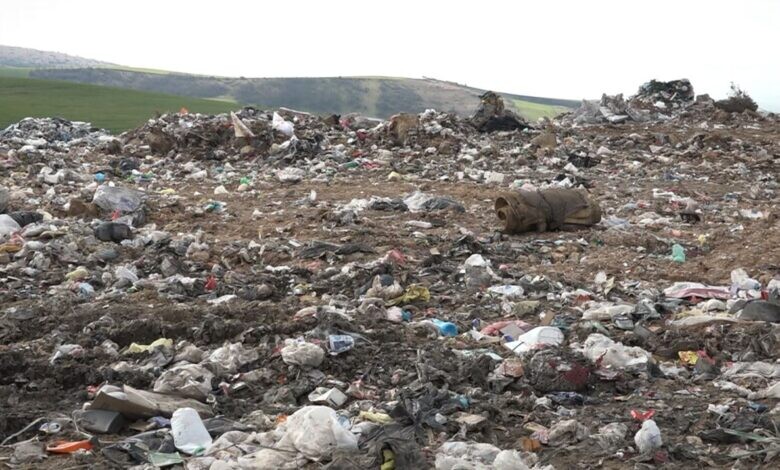 Banorët e Nikushtakut ankohen për dëmin që e shkakton deponia: Të mbyllet menjëherë!