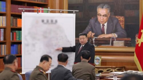 Kim Jong Un i kërkon Koresë së Veriut rritje drastike të prodhimit të raketave