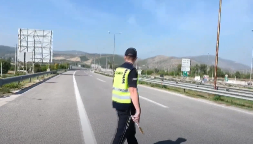 (VIDEO) Policia dënoi 666 shoferë për thyerjen e rregullave në komunikacion