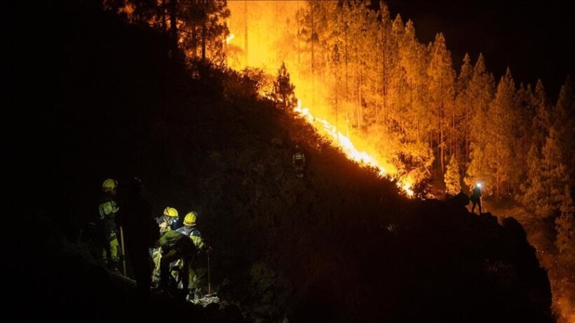 Ishujt Kanarie të Spanjës po përballen me ‘zjarret më të këqija’ në 40 vjet