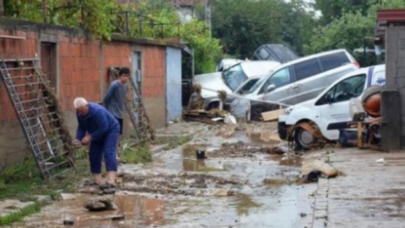 (VIDEO) Shtatë vjet nga vërshimet në Hasanbeg, humbën jetën 22 persona