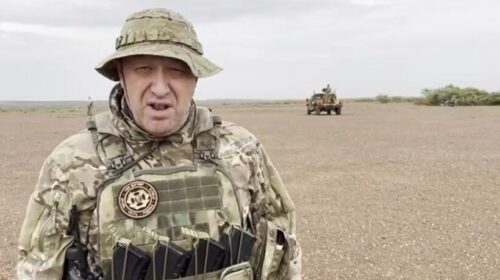 (VIDEO) Prigozhin ‘shfaqet në Afrikë’, po rekruton mercenarë për Wagnerin