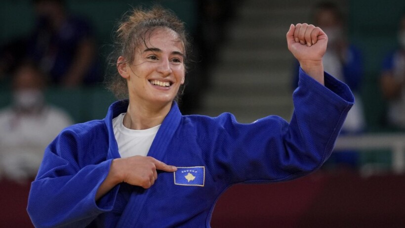 Nora Gjakova fiton medaljen e argjendtë në Paris