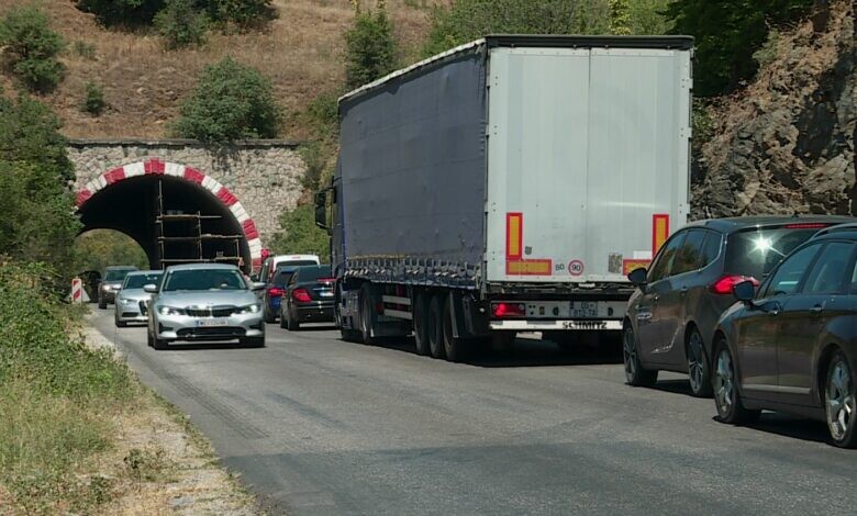 Nga e hëna regjim i përkohshëm në komunikacion në tunelin në rrugën Bllacë – Shkup