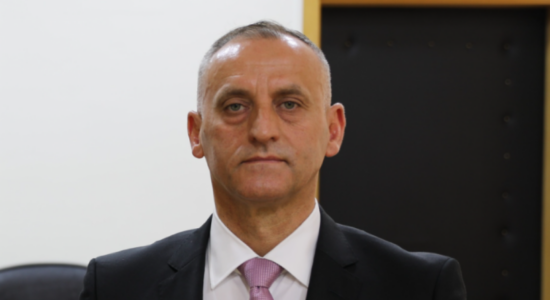 Fatmir Mexhiti u shkarkua nga funksioni i drejtorit të Klinikës së Neurologjisë