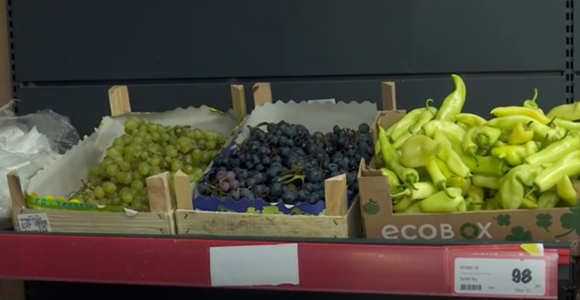 (VIDEO) Ulen detyrimet doganore në 10% për shumicën e produkteve të fruta-perimeve