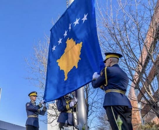 Sulmi terrorist në Kosovë, Rama: Përulje për policin që dha jetën në krye të detyrës