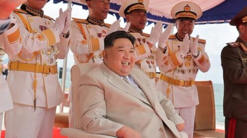 Kim Jong-un: Do t’i thellojmë marrëdhëniet me Kinën dhe Rusinë