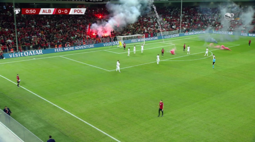 Fishekzjarrët kushtojnë shtrenjtë, UEFA mbyll gjysmën e stadiumit për ndeshjen me Çekinë