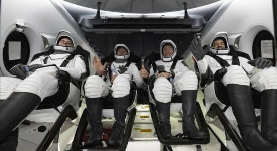 Astronautët e NASA-s dhe SpaceX-it kthehen të sigurt në Tokë