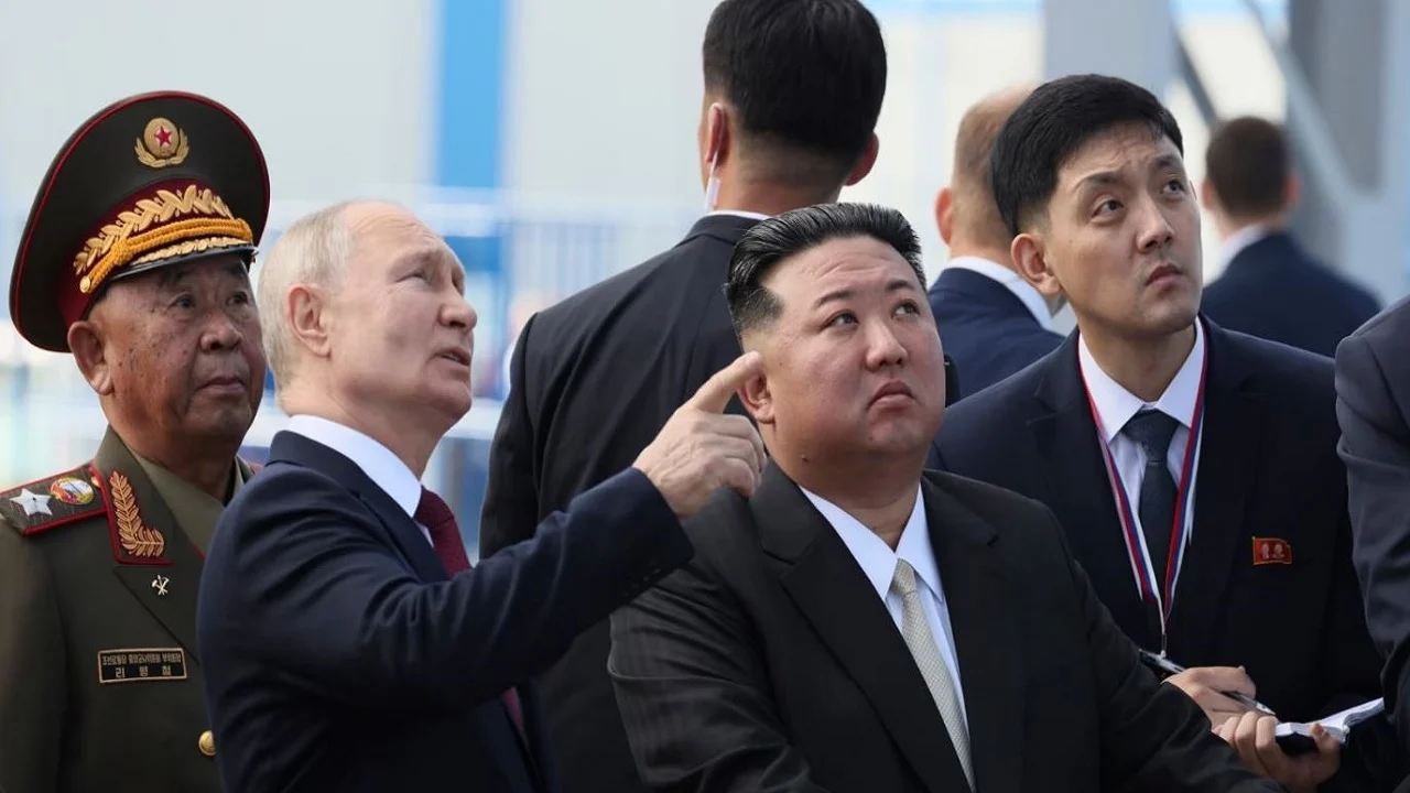 Kim nuk largohet duarbosh nga Rusia, Putin i dhuron armë por nuk arrin marrëveshje