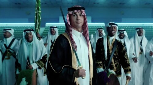 Cristiano Ronaldo vishet me rroba arabe për Ditën Kombëtare të Arabisë Saudite