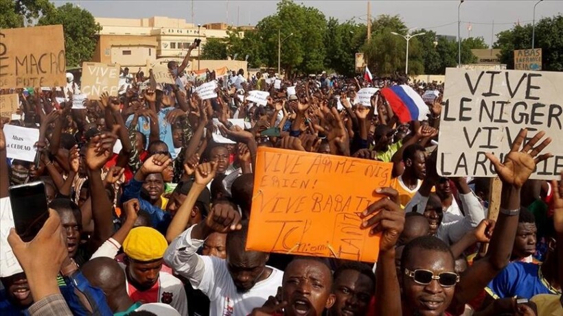 Niger: Mijëra persona marshojnë me kërkesë për tërheqje të trupave franceze