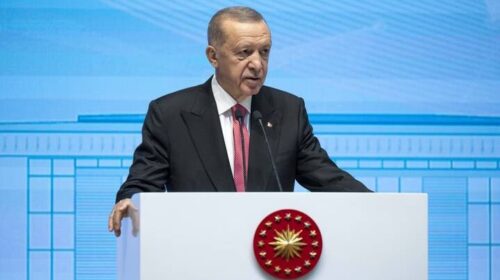 Erdoğan: Ta festojmë 100-vjetorin e Turqisë me reforma që vendi i meriton