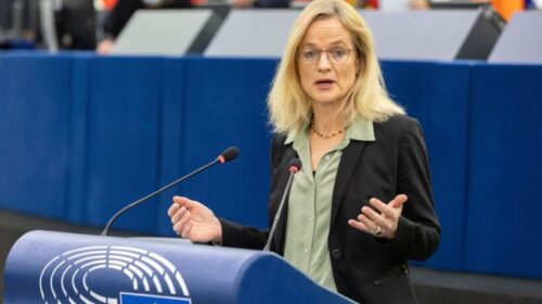 Viola von Cramon i reagon Vuçiqit pas shantazhit që bëri në lidhje me anëtarësimin e Kosovës në Këshillin e Evropës