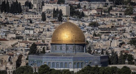 Namazi i xhumasë në Al-Aksa nuk do të falet për shkak të gjendjes së jashtëzakonshme