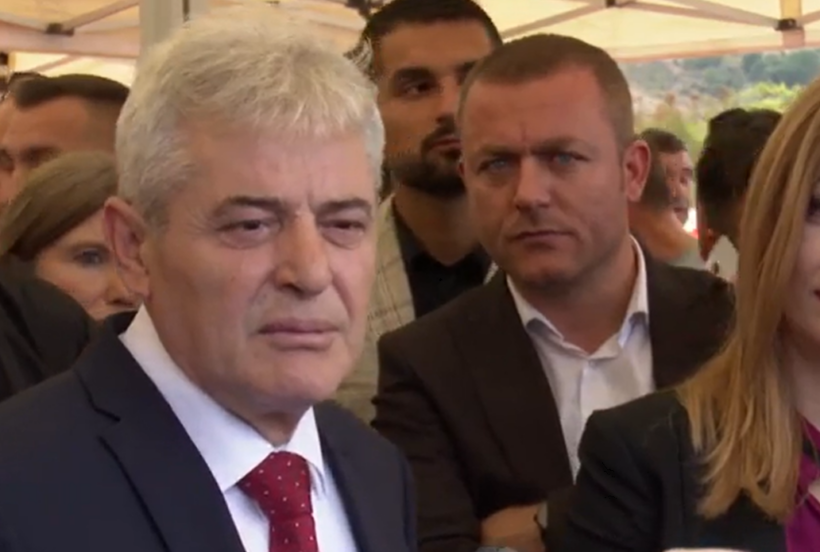 Ahmeti: E rëndësishme është të votohen ndryshimet kushtetuese, dalim nga Qeveria nëse VMRO pajtohet për të votuar