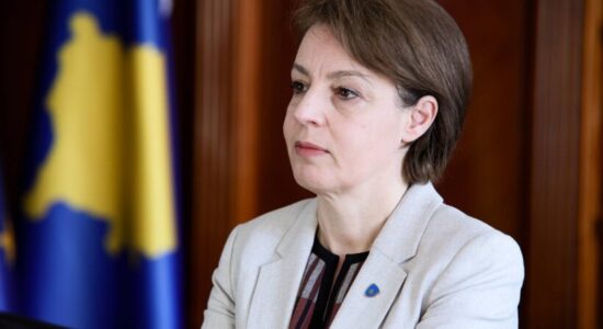 Ambasadori i Shqipërisë mohon shpalljen “non-grata” të Gërvallës: Marrëdhëniet tona me Kosovën janë të qarta