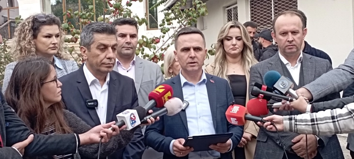 (VIDEO) Opozita shqiptare akuzon Osmanin për keqpërdorimin e OSBE-së për vëzhguesit